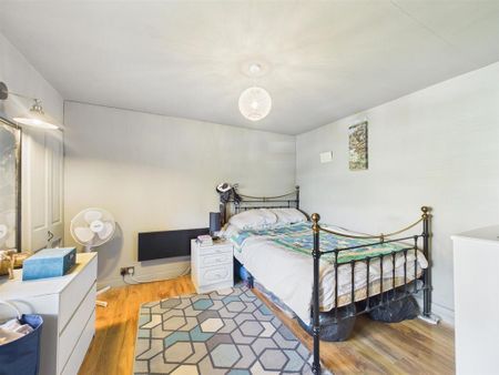 1 bedroom semi-detached house to rent - Photo 2