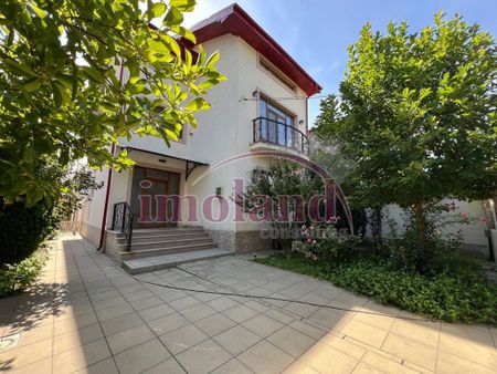 Inchiriere - vila - 6 camere - Parc Bazilescu-Bucurestii Noi - Fotografie 5