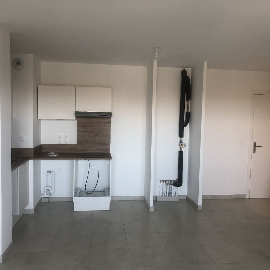 Location Appartement 2 pièces 42m² BEZIERS 34500 - Photo 1