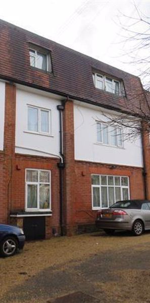 Percy Road, Bournemouth - Photo 1