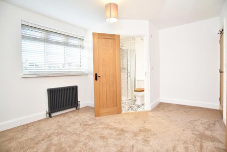 3 bedroom detached bungalow to rent - Photo 5