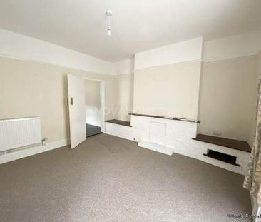 3 bedroom property to rent in Plymouth - Photo 2