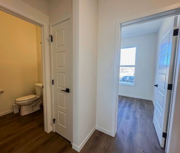 Just Built! Stunning 4 Bedroom Home In Sirocco Sw Special Incentive - Photo 1