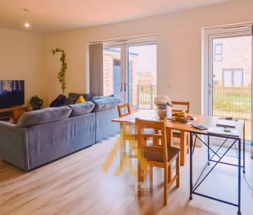 3 Bedroom 2.5 Bathroom - Photo 2