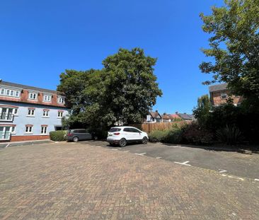 2 bedroom ground floor flat to rent - Photo 6