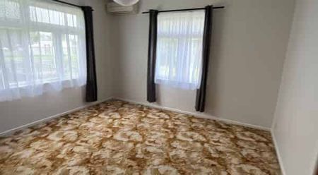 Superb Home - Unbeatable Location - Photo 4