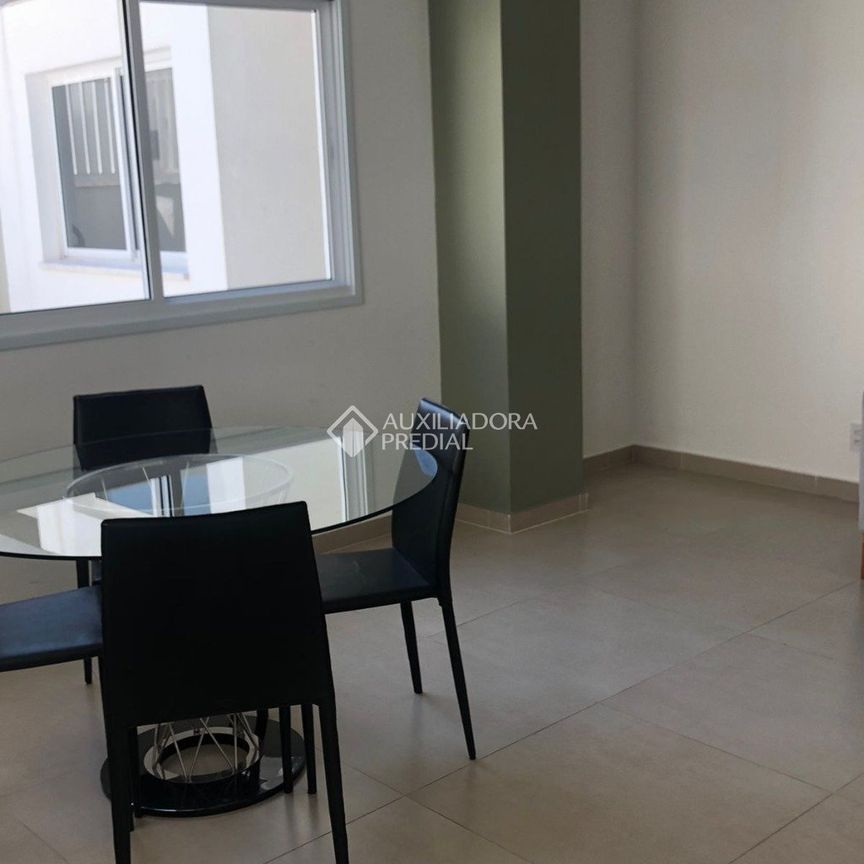 Apartamento com 1 quarto e 55m² para alugar em Vila Lusitânia, São Bernardo do Campo. - Photo 1