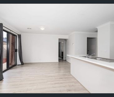 26 Dilwarra Drive, Bonnie Brook, Vic 3335 - Photo 3