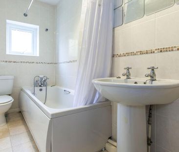 2 bedroom terraced house to rent - Photo 5