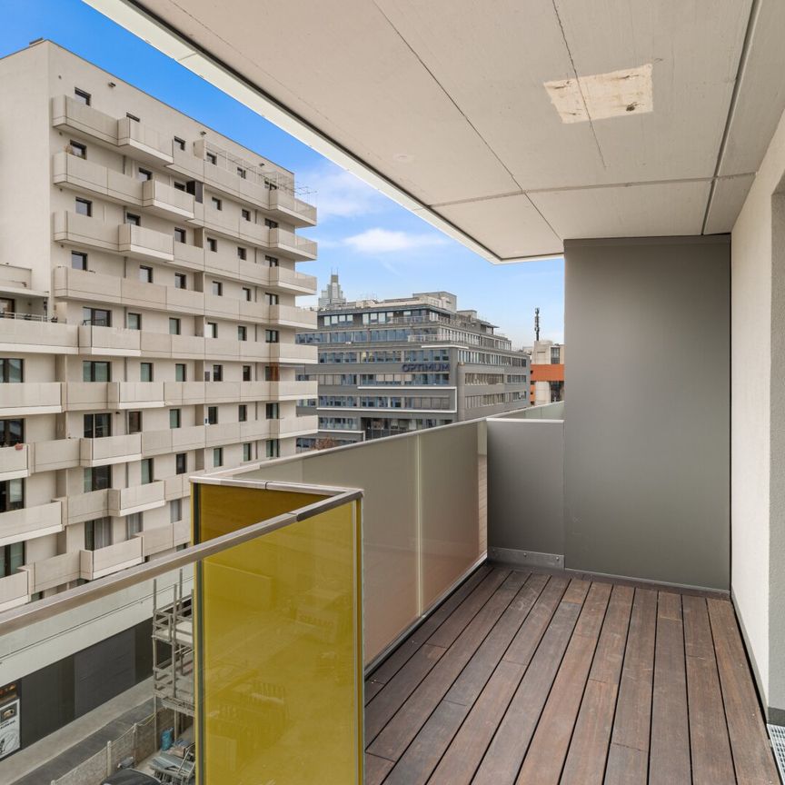 Move-In Ready: Stylish Living in Brigittenau - Photo 1