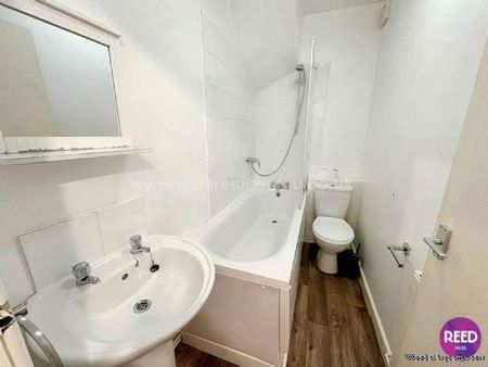 6 bedroom property to rent in Nottingham - Photo 4