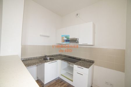 A LOUER T2 CENTRE VILLE NARBONNE - Photo 4