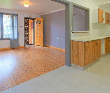 Well Presented Family Home! - Photo 3