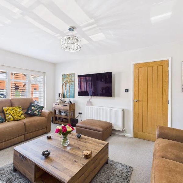 11 Blacksmiths Lane, - Photo 1