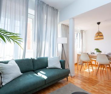 Avinguda de la Mare de Déu de Montserrat, Barcelona, Catalonia 08024 - Photo 5