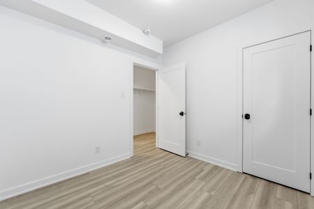 For Lease - 1375 Louis Lane Unit# Unit C, Cyrville - Carson Grove - Pineview, Ontario - Photo 4