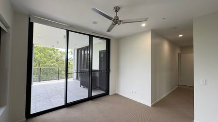 Riverside at Oaky Bay Apartments - Photo 2