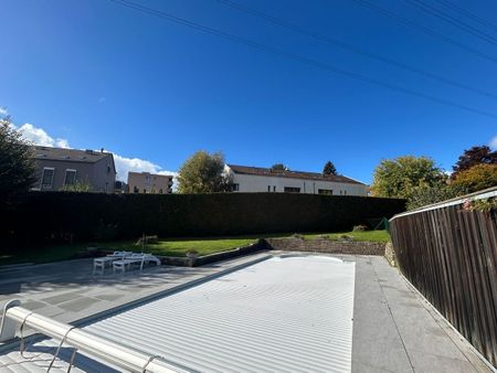 Charming semi-detached house with garden located in Epalinges - Photo 3