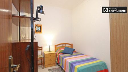 barcelona, Catalonia 08025 - Photo 2