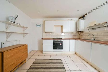 Albert Road, Silvertown, E16 - Photo 2