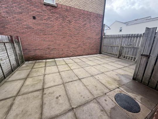 49 Willowfield Street, Belfast, BT6 9AW - Photo 1
