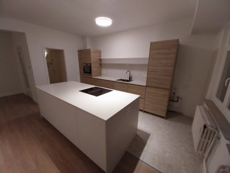 Modern opgeknapt appartement in hartje Hasselt - Photo 3