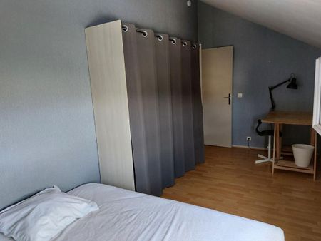Appartement meublé de 5 pièces en duplex - Photo 4