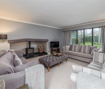 5 Bedroom Detached To Let - Photo 2