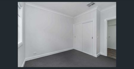 Spacious 4 bedroom home! - Photo 4