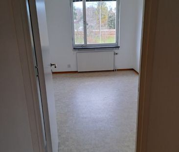 Storgatan, Hälleforsnäs - Photo 2