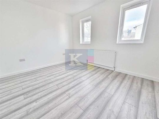 Marshall Drive, Hayes, UB4 - Photo 1