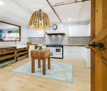 4-Bedroom Beachside Oasis with Poolside Entertaining - Photo 6