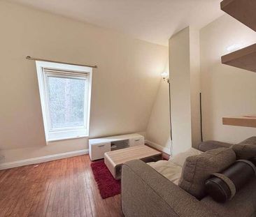 Ashgrove House, Elland, HX5 - Photo 2