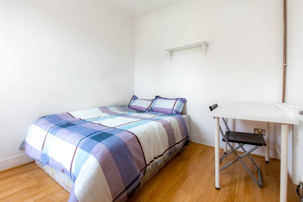 RM4 Devonshire Close| Stratford | London | E15 1UG - Photo 1