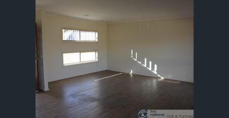 MODERN AND SPACIOUS NEAR NEW UNIT - Photo 5