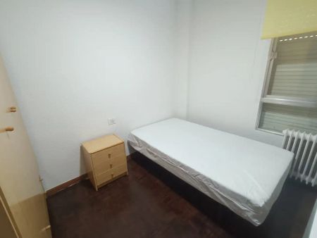 Piso de alquiler en Calle Torre del Capitán, Cervantes - Foto 4