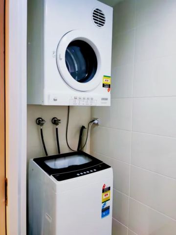 3 bed 2 bath-master room - Photo 5