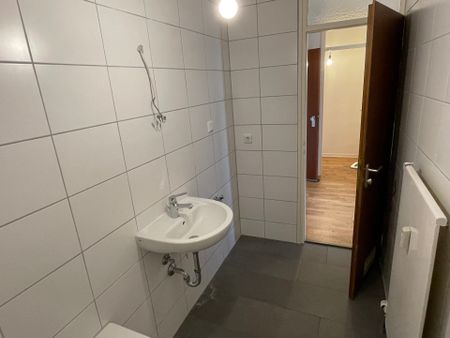 Mietwohnung in Nürnberg - Gemütliche Wohnung mit 2 Zimmern und Loggia - Foto 3