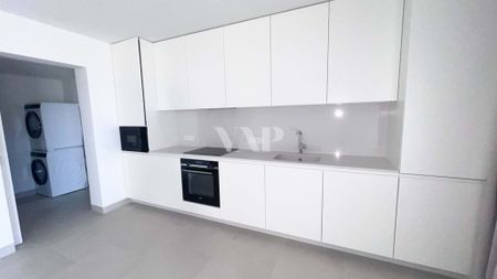 2 bedroom luxury Apartment for rent in Vilamoura, Distrito de Faro - Photo 3
