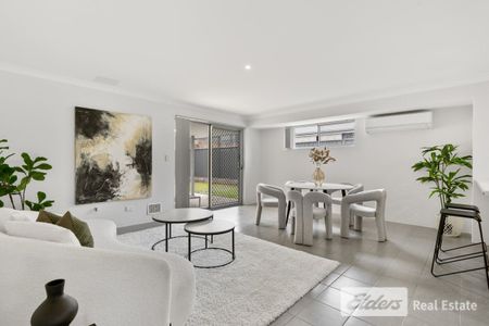 Bright and Spacious Family Living - Photo 3