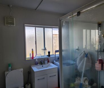 Petone Living - Photo 3