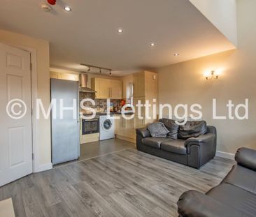 Flat 16, Broomfield Crescent, Leeds, LS6 3DD - Photo 1