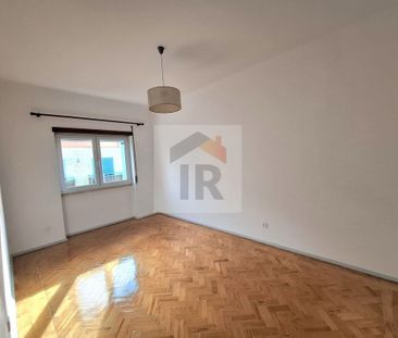 Caldas da Rainha, Leiria - Photo 2