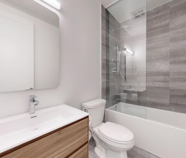 For Lease - 800 Broadview Avenue Unit# 201, Toronto, Ontario - Photo 2