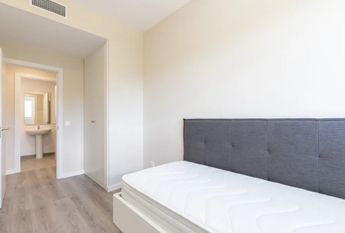 Avenida Octavio Paz, Málaga, Andalusia 29010