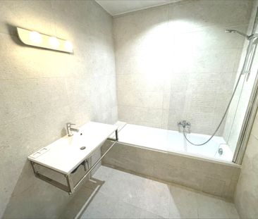 Location Maison 4 pièces 130m² CASSIS 13260 - Photo 6