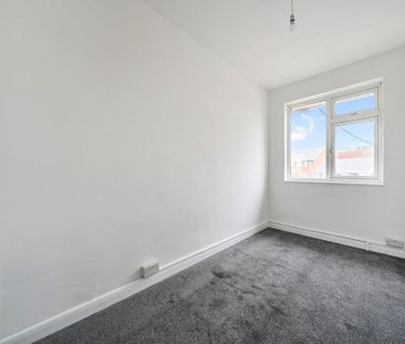 2 bedroom maisonette to rent - Photo 3