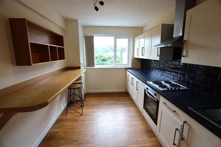 High Street, Cowbridge, CF71 - Photo 4