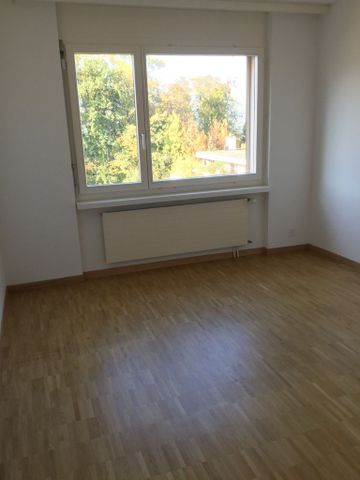 4.5 Zimmer, 98 m², 2. Stock - Photo 3