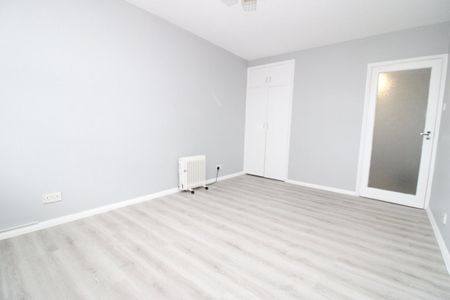 Kingsway, HOVE - Photo 5